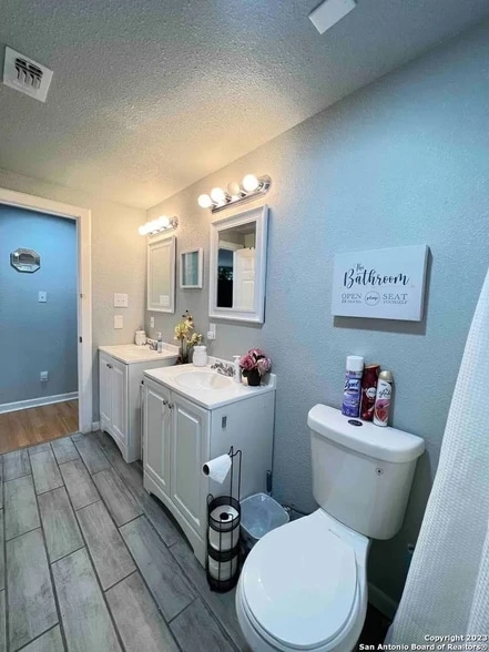 Building Photo - 115 San Salvador Ave