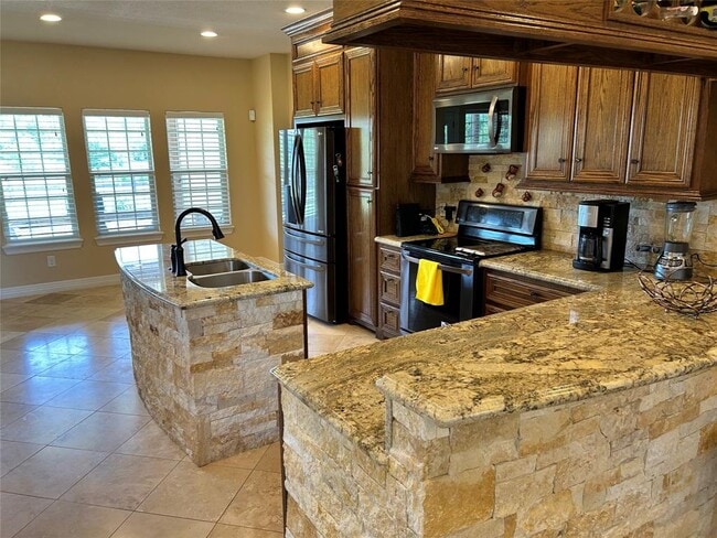 Building Photo - 6814 Millstone Dr