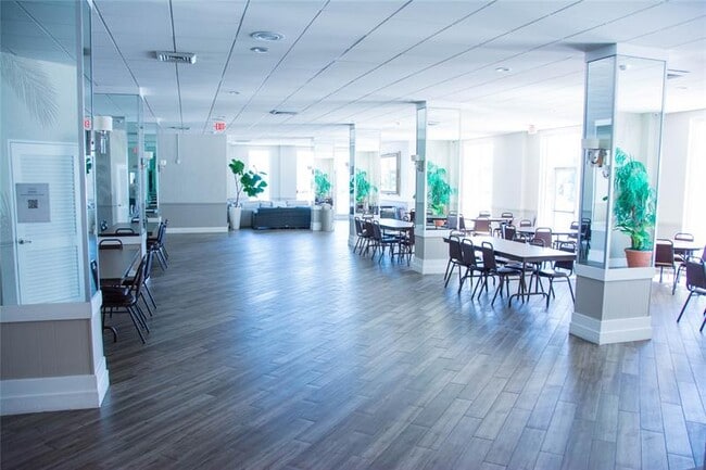 Building Photo - 4250 Galt Ocean Dr