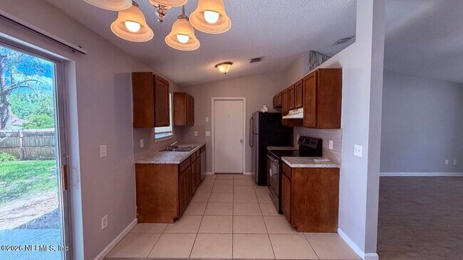Building Photo - 4711 Cinnamon Fern Dr