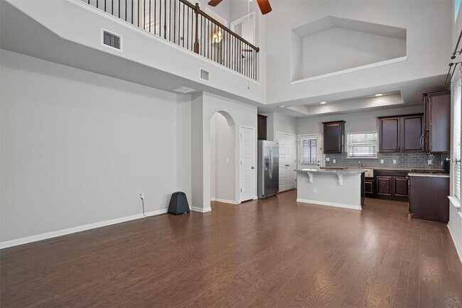 Building Photo - 905 Firebranch Trail