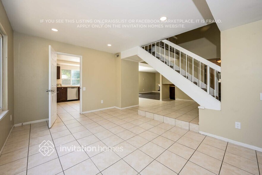 Building Photo - 23946 Rotunda Rd
