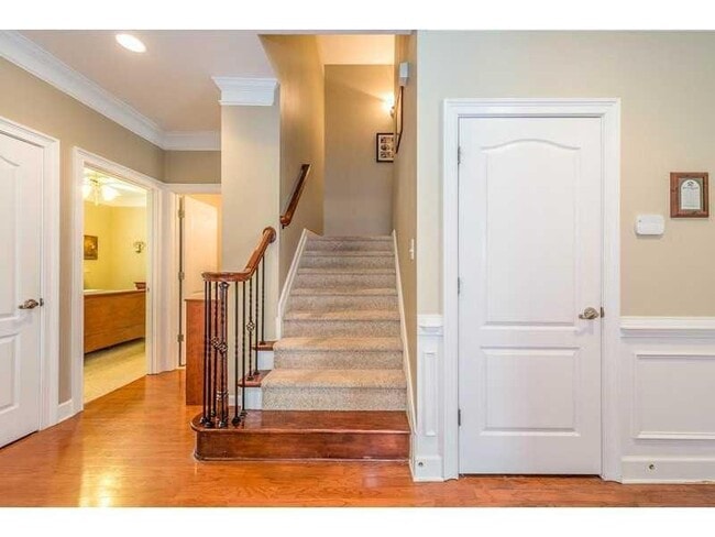 Building Photo - 3420 Bridge Mill Ct