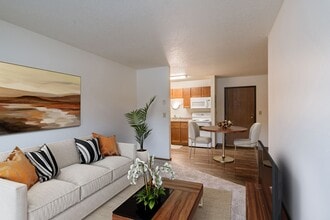 Building Photo - Parkwood East & West