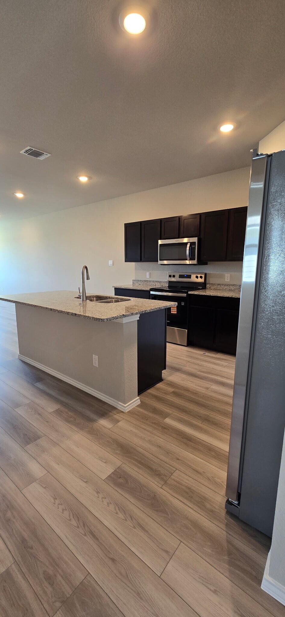 Building Photo - 1119 Stone Vly Rd