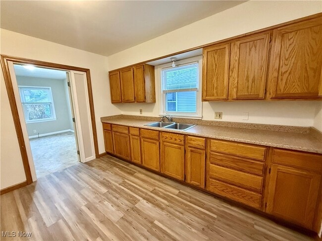 Building Photo - 1253 Sevilla Ave