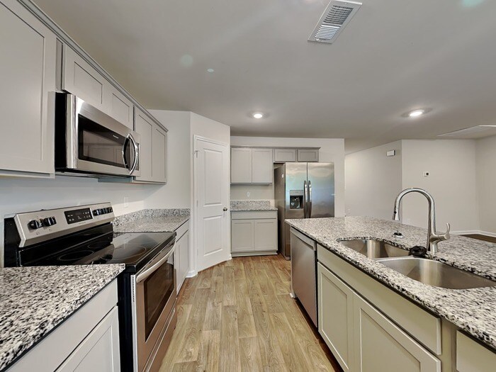 Building Photo - 302 Crooked Pne Ct