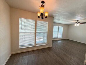 Building Photo - 109 Wildwood Ct