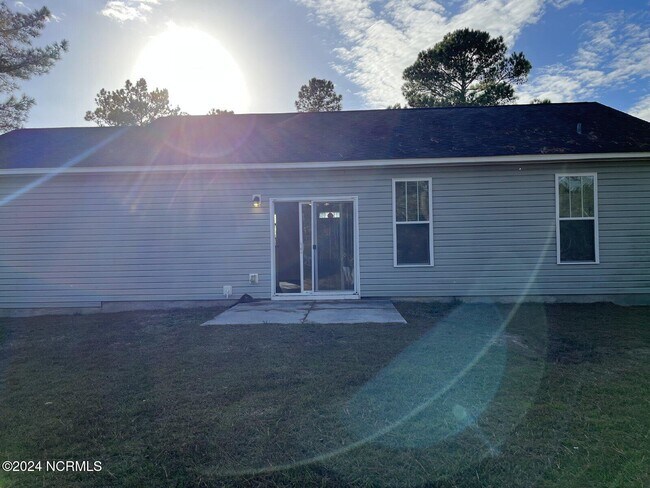 Building Photo - 115 Boysenberry Fields Rd