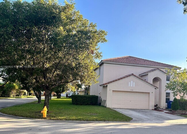 Primary Photo - 11360 SW 20th St
