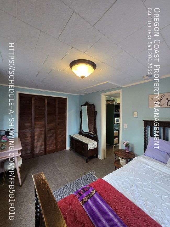 Building Photo - Furnished Charming 1 Bedroom in The Heart ...