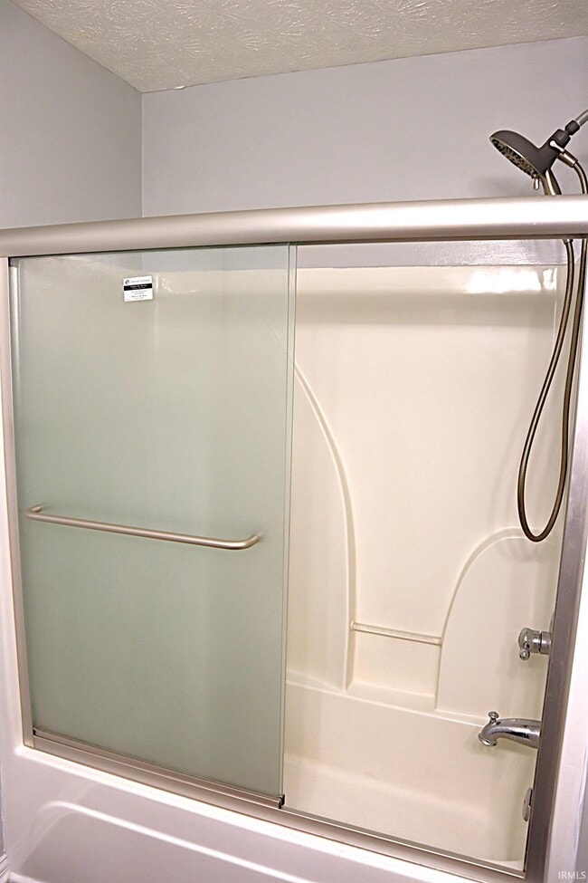 Building Photo - 3900 Bronson Ln