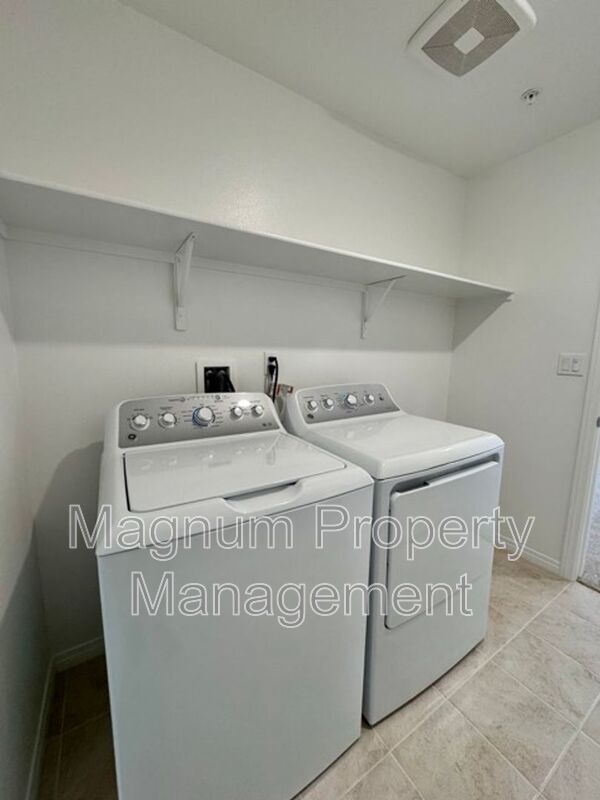 Building Photo - 30326 Corte Santa Barbara