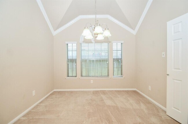 Building Photo - 2022 Haven Springs Ln