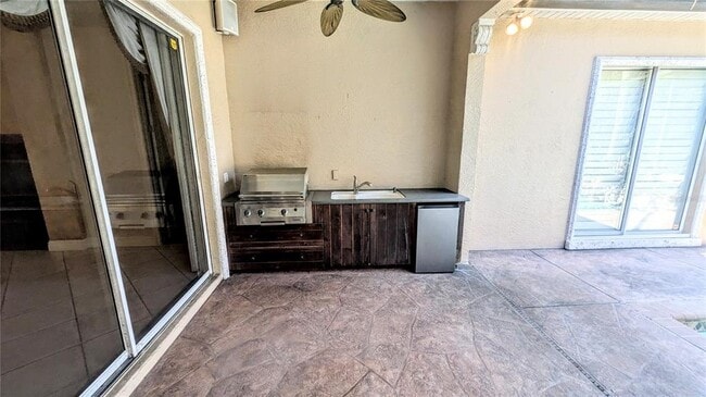 Building Photo - 124 Turquoise Ln