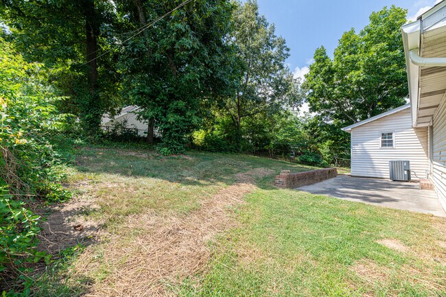 Building Photo - 1314 Goldleaf St