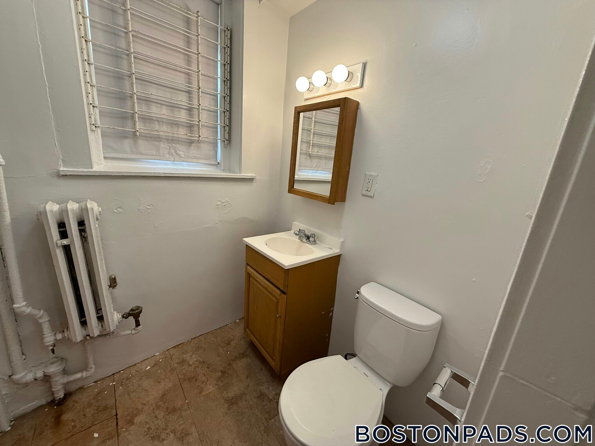 Building Photo - 119 Sutherland Rd