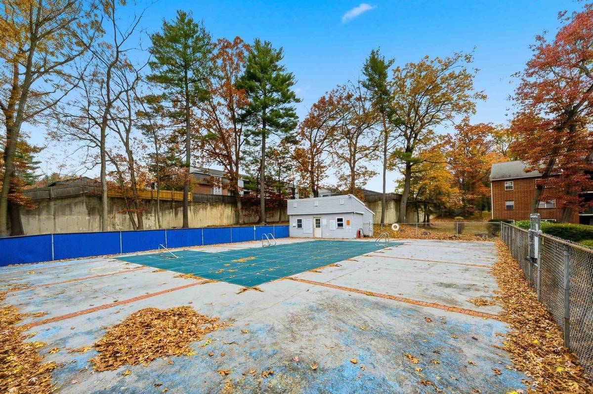 Building Photo - 5 Louisburg Sq