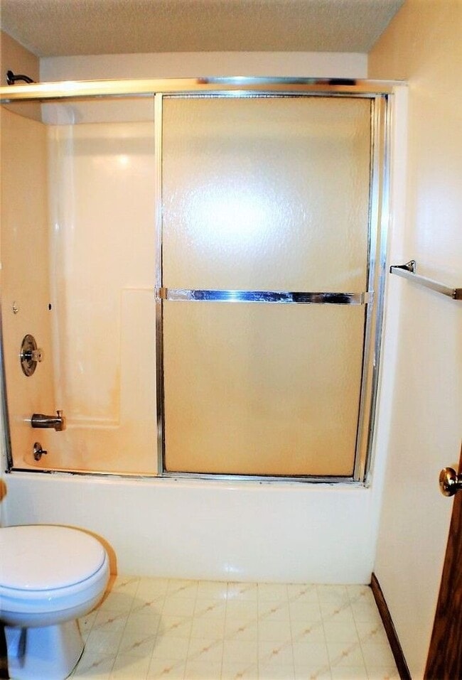 Building Photo - $1,125 | 2 Bedroom, 1 Bathroom CONDO | PET Friendly* | Available for June 1st, 2026 Move In!