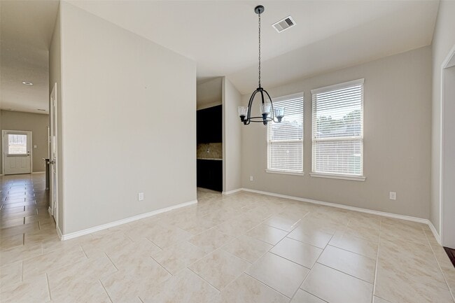Building Photo - 8402 Coral Cove Pass Ln