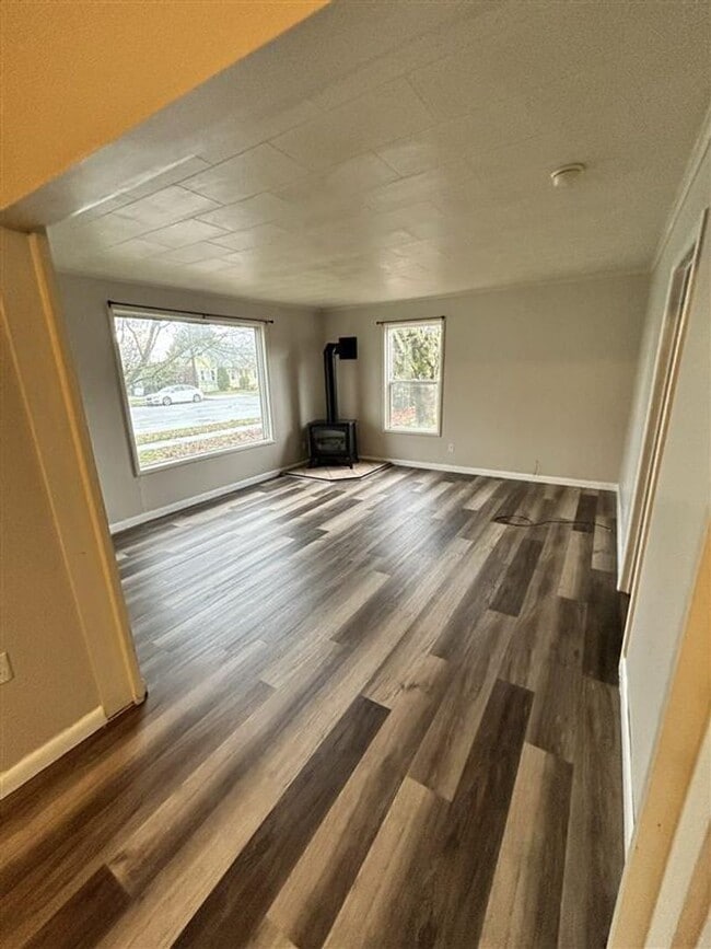 Building Photo - 3 Bedroom, 1 Bathroom House in Lynden