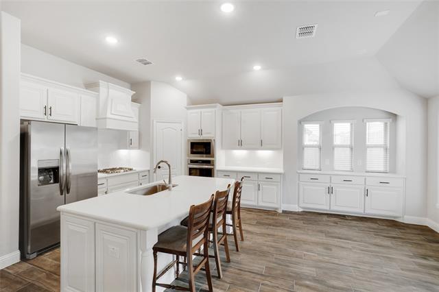 Building Photo - 9100 Amistad Ln