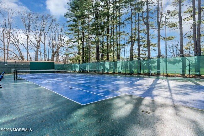 Building Photo - 42 Lexington Ct