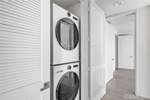 Building Photo - 168 S Monterey St