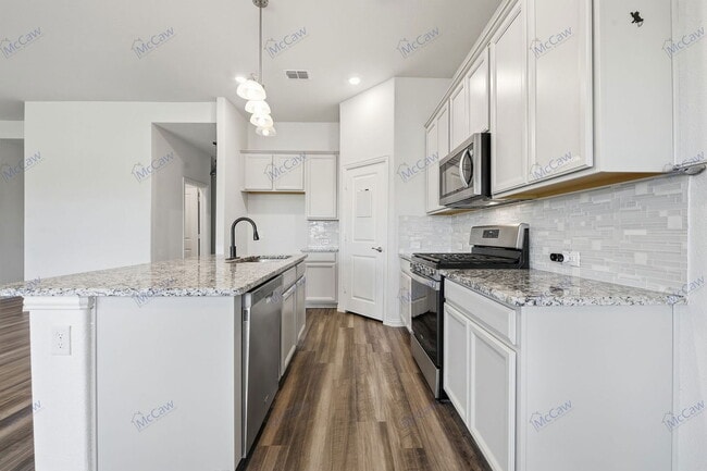 Building Photo - 236 Henly Dr