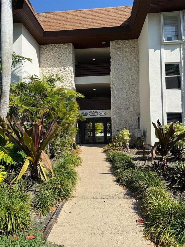 Building Photo - 7477 SW 82nd St