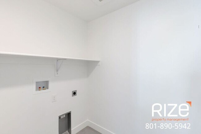 Building Photo - 3953 S Mill Farm Ln
