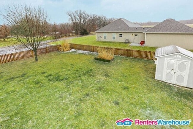Building Photo - Beautiful 3 bed, 2.5 baths in Kearney. Ava...