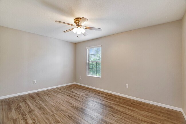 Building Photo - 5439 Baronet Dr