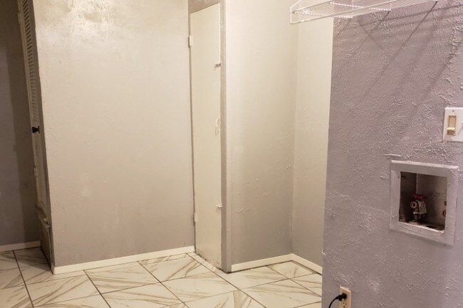 Building Photo - 1107 Thurgood Cir