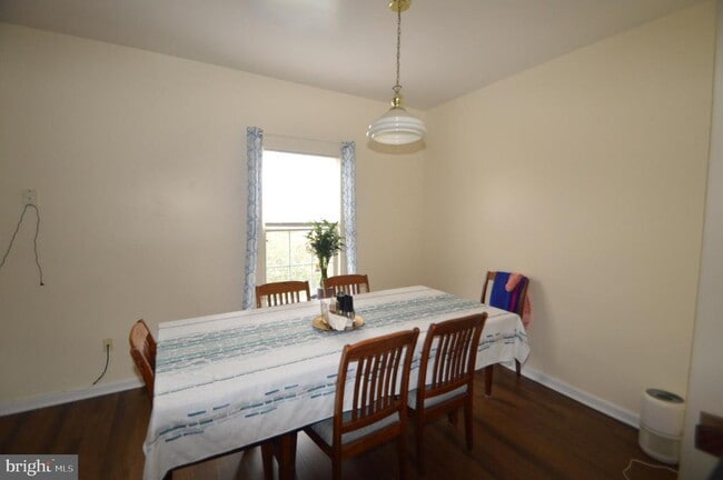 Building Photo - 25445 Morse Dr