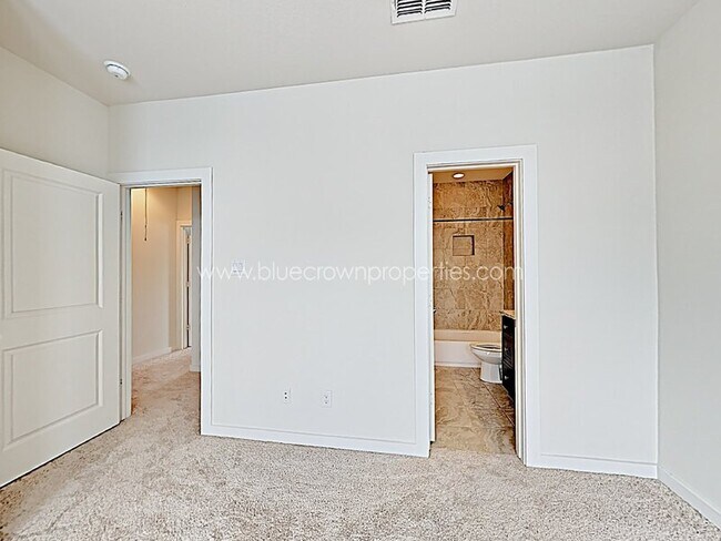 Building Photo - 5903 Lindell Ave