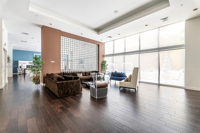 Building Photo - 2775 NE 187th St