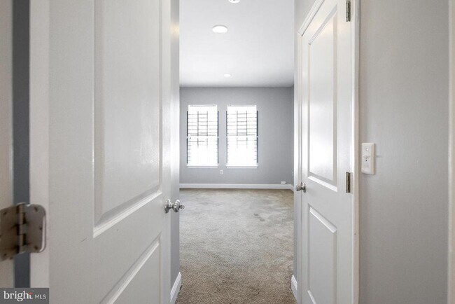 Building Photo - 1940 N Gratz St