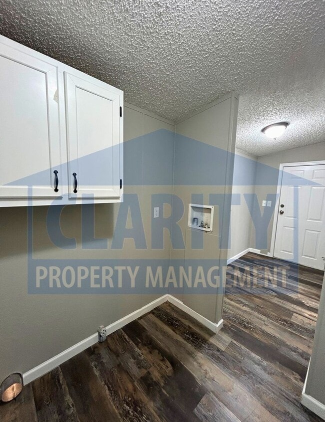 Building Photo - ***Coming soon!!***