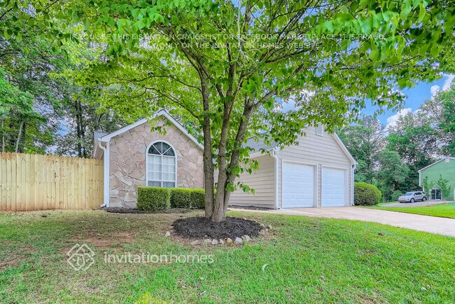 Building Photo - 7470 Hunters Ridge Dr