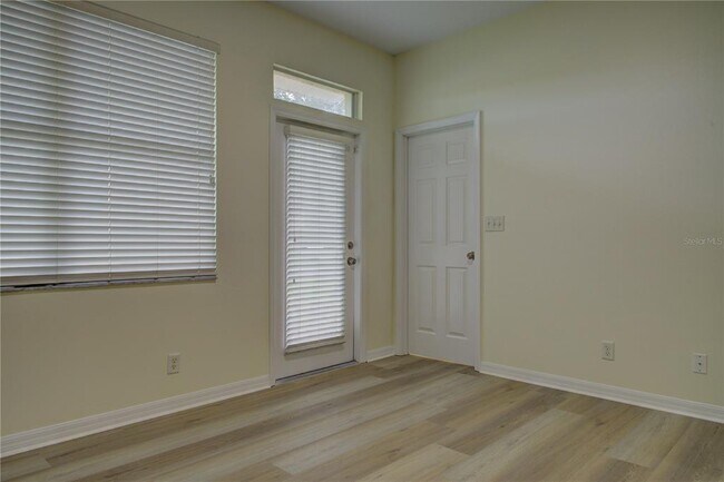 Building Photo - 8530 Alexandra Arbor Ln