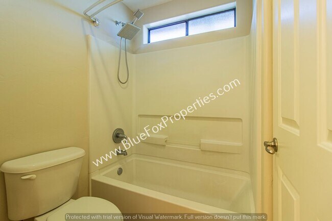 Building Photo - 237 E Waverly St