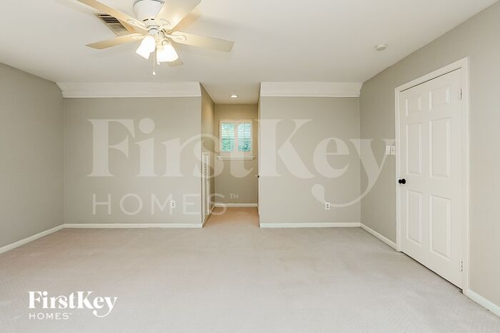Building Photo - 1504 Seagate Ln