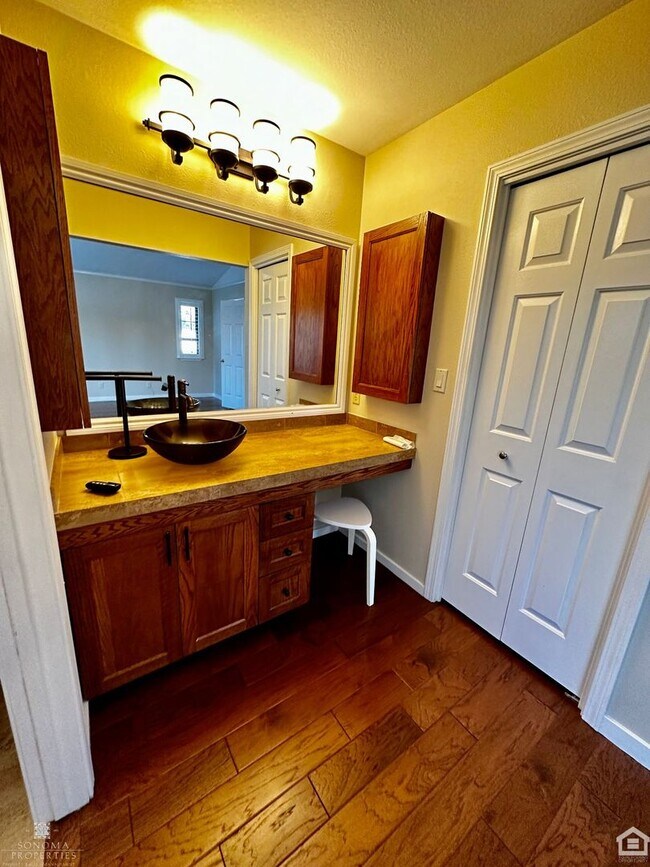 Building Photo - Attractive 3bd/2.5ba Townhouse in Sonoma Greens!