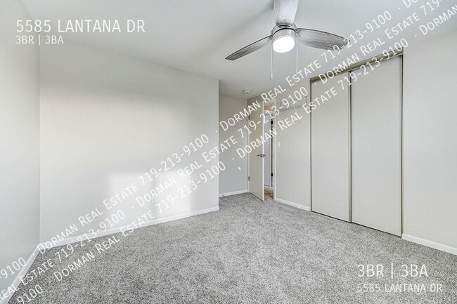 Building Photo - 5585 Lantana Dr