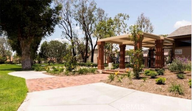 Building Photo - 13 Glorieta