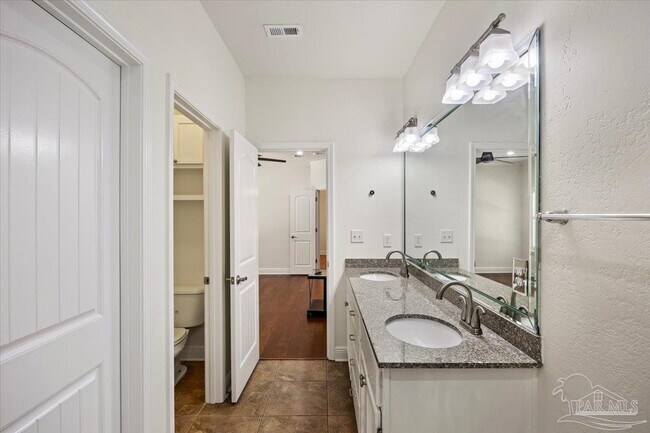 Building Photo - 3385 Montecito Blvd