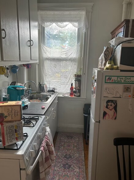 Apt 1A - 211 Park Dr