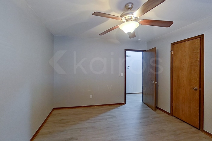 Building Photo - 1205 Mockingbird Ln