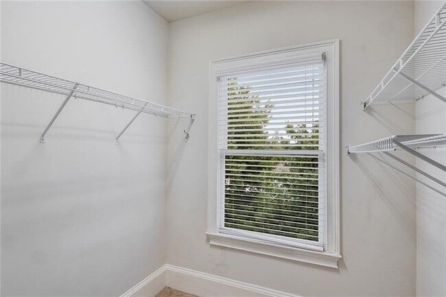 Building Photo - 1219 Mecaslin St NW